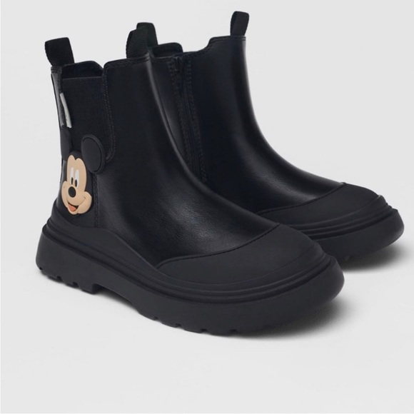 Mikey Mart　2脚 Zara | Shoes | Nwt Zara Mickey Mouse Ankle Boots Size 3 Us 2